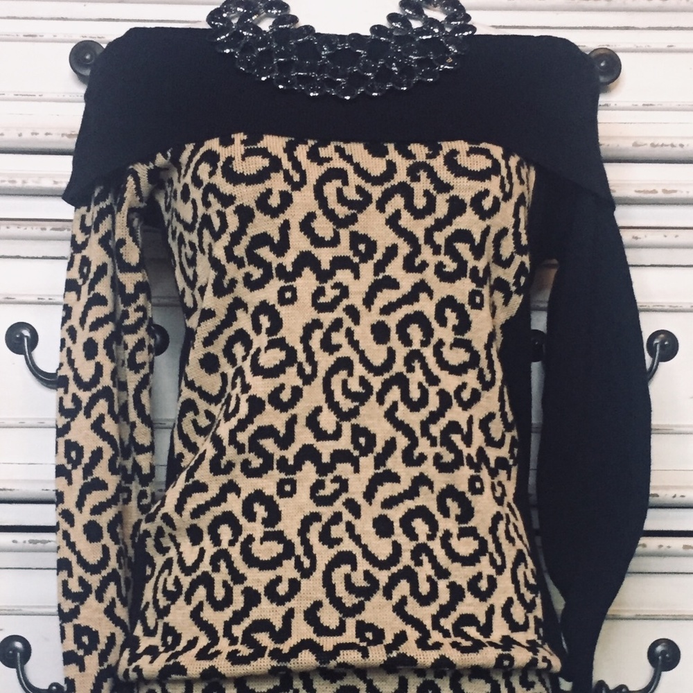 Venus Off the Shoulder Sweater